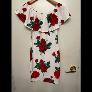 Girls off shoulder Sleeves flowers🌹print dress M